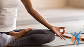 Voltaren  Posições de Yoga para a dor de costas
